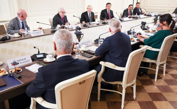 Путин неумолим: &laquo;Если мы не договоримся по Украине мирным путем, то будем добиваться поставленных целей военным&raquo;